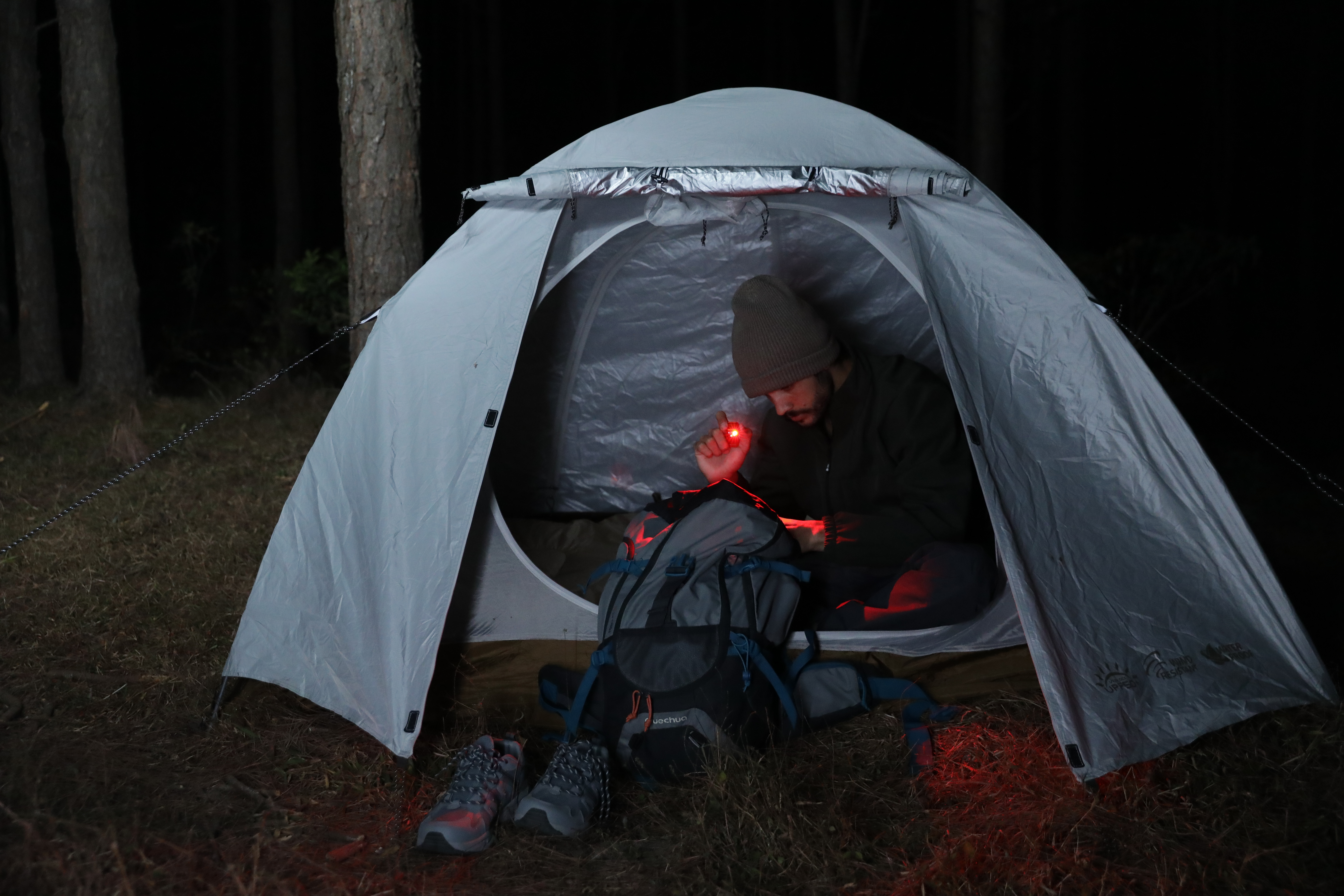 Oclip Pro S red light for late night safety rounds