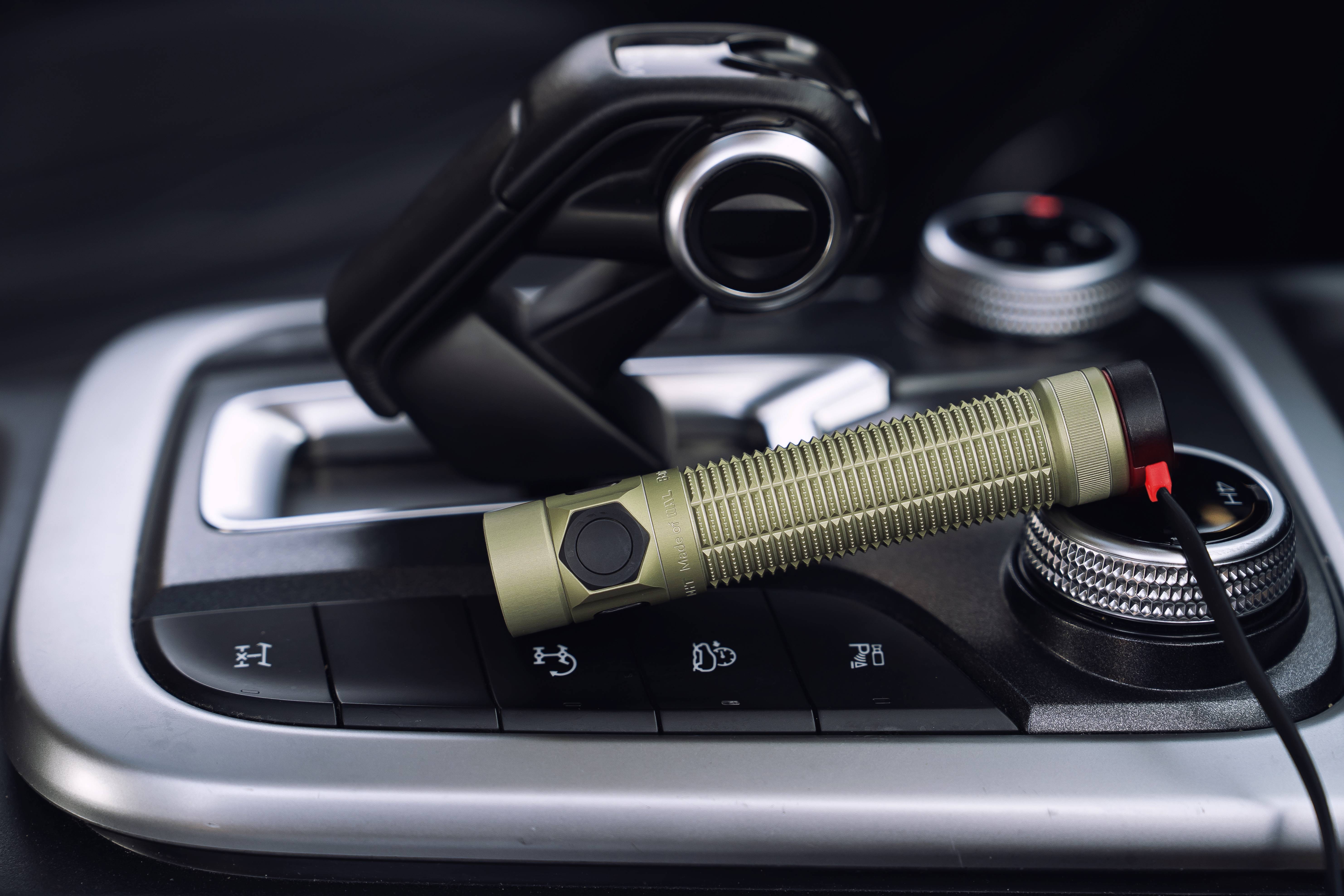 Baton 4 Pro Ultra Compact Flashlight