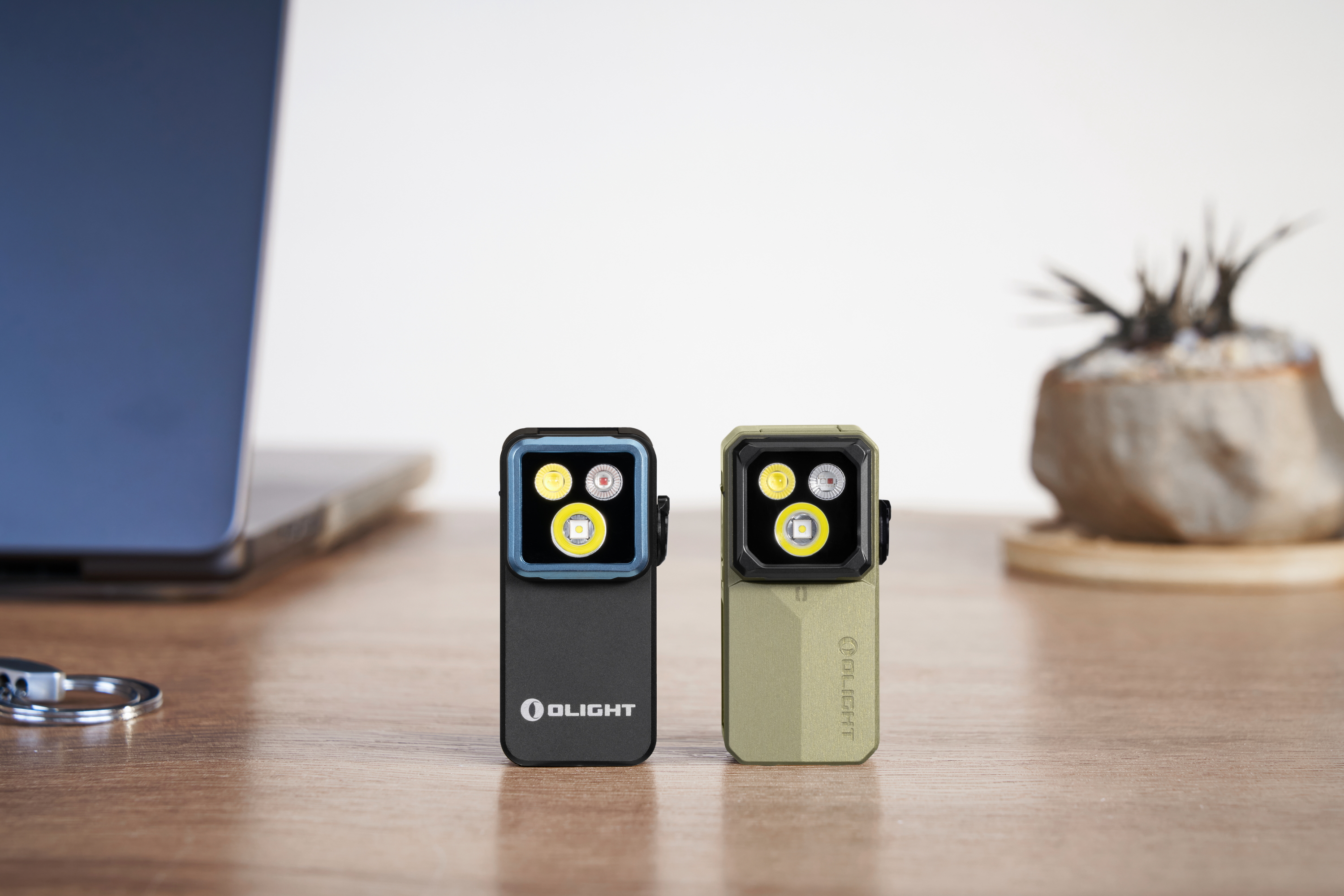 Olight Baton 4 Flashlight