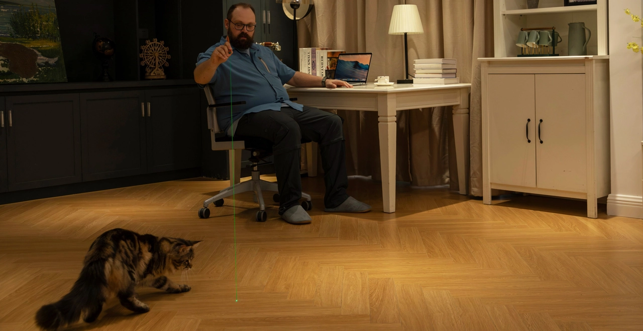 Multifunction pencil LED torch utility