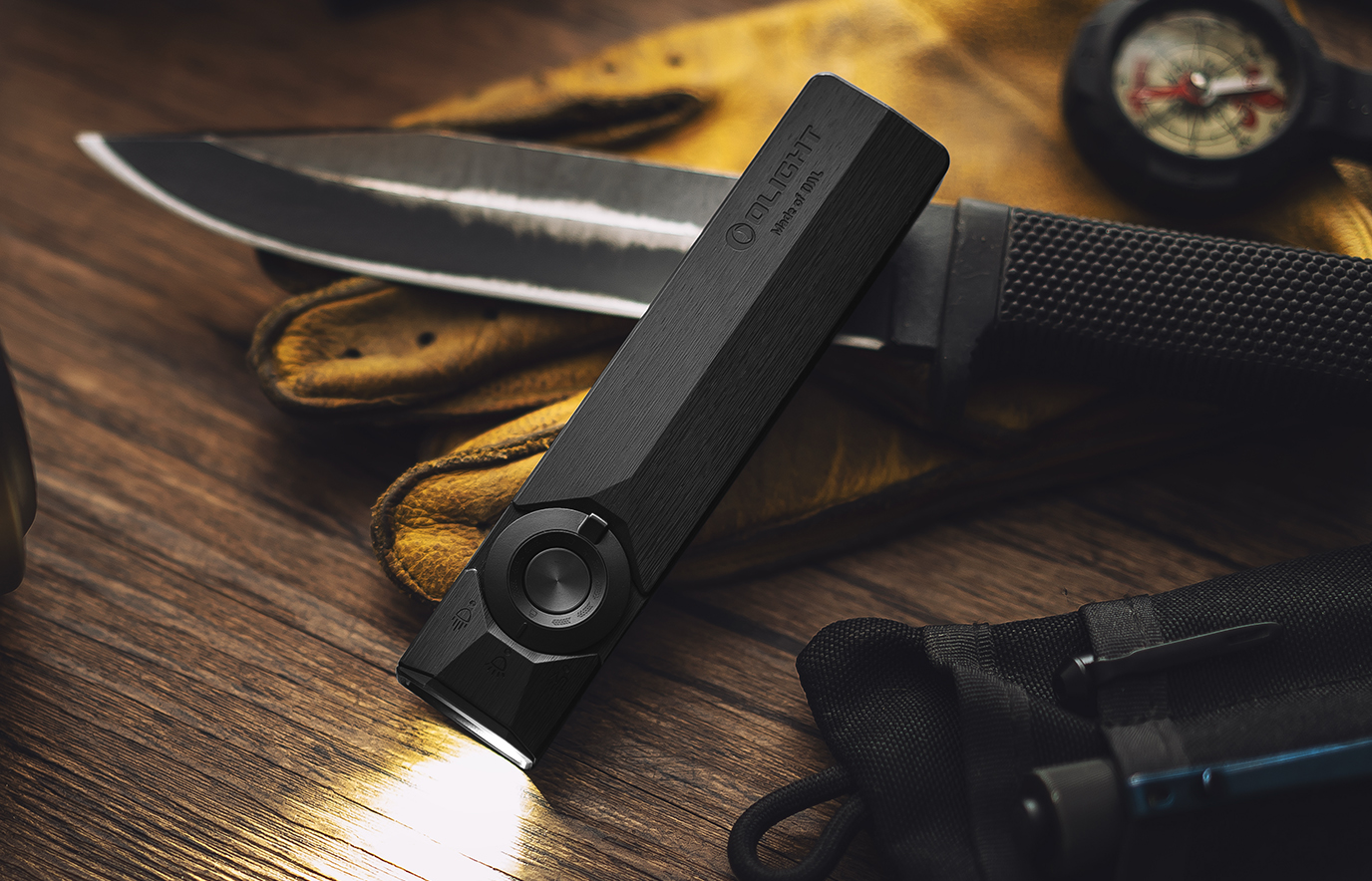 Olight ArkPro Onyx Black EDC Torch Display