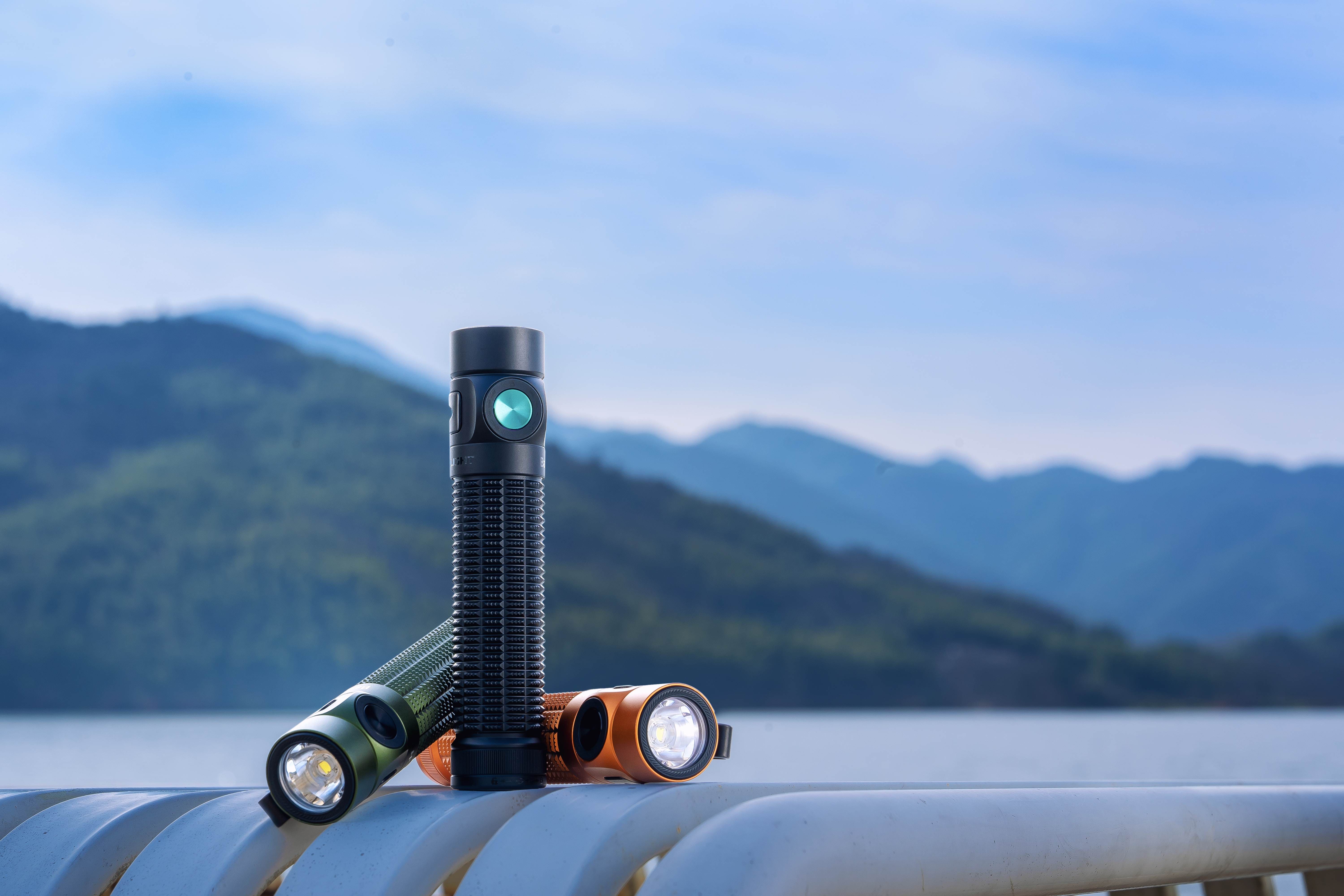 Olight Baton 4 Pro &ndash; kompakte EDC Taschenlampe mit 1.600 Lumen und Hybrid-Ladefunktion (MCC3 und USB-C)