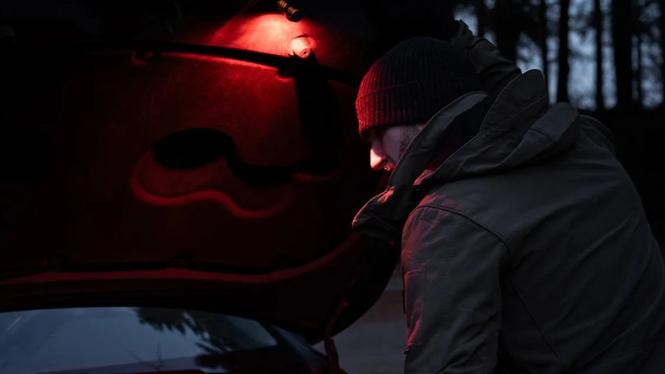 Verwenden Sie Scheinwerfer zur Beleuchtung bei Nacht