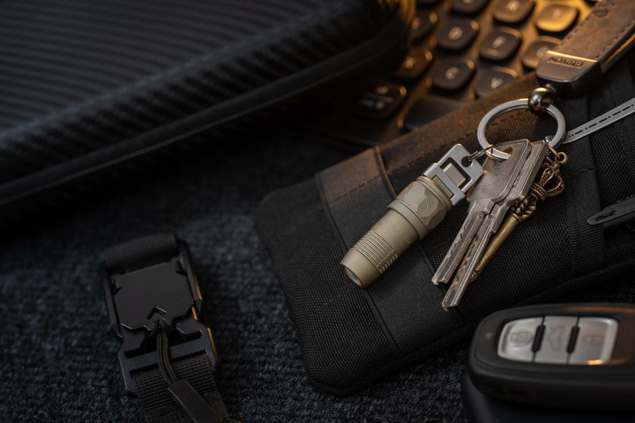 iUltra OAL Keychain Flashlight