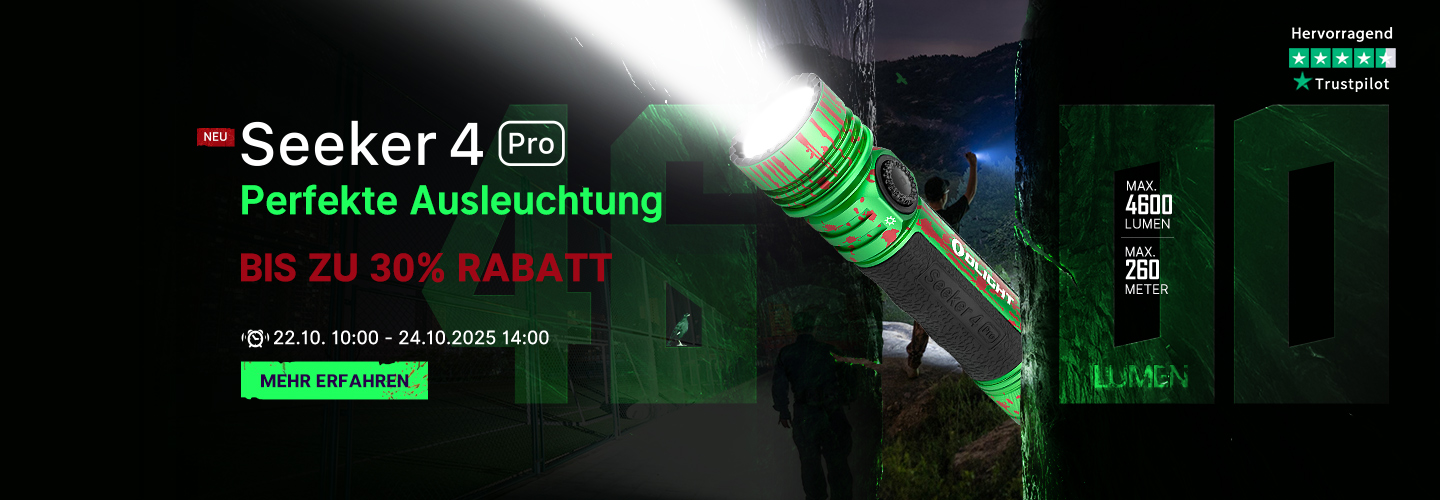 Eine Olight Seeker 4 Pro Taschenlampe beleuchtet eine dunkle Outdoor-Szene und zeigt ihre beeindruckende Helligkeit.